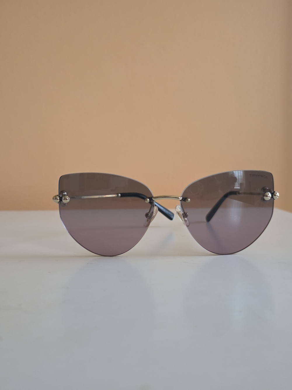 Rimless Cat-Eye Sunglasses in Lavender Gradient